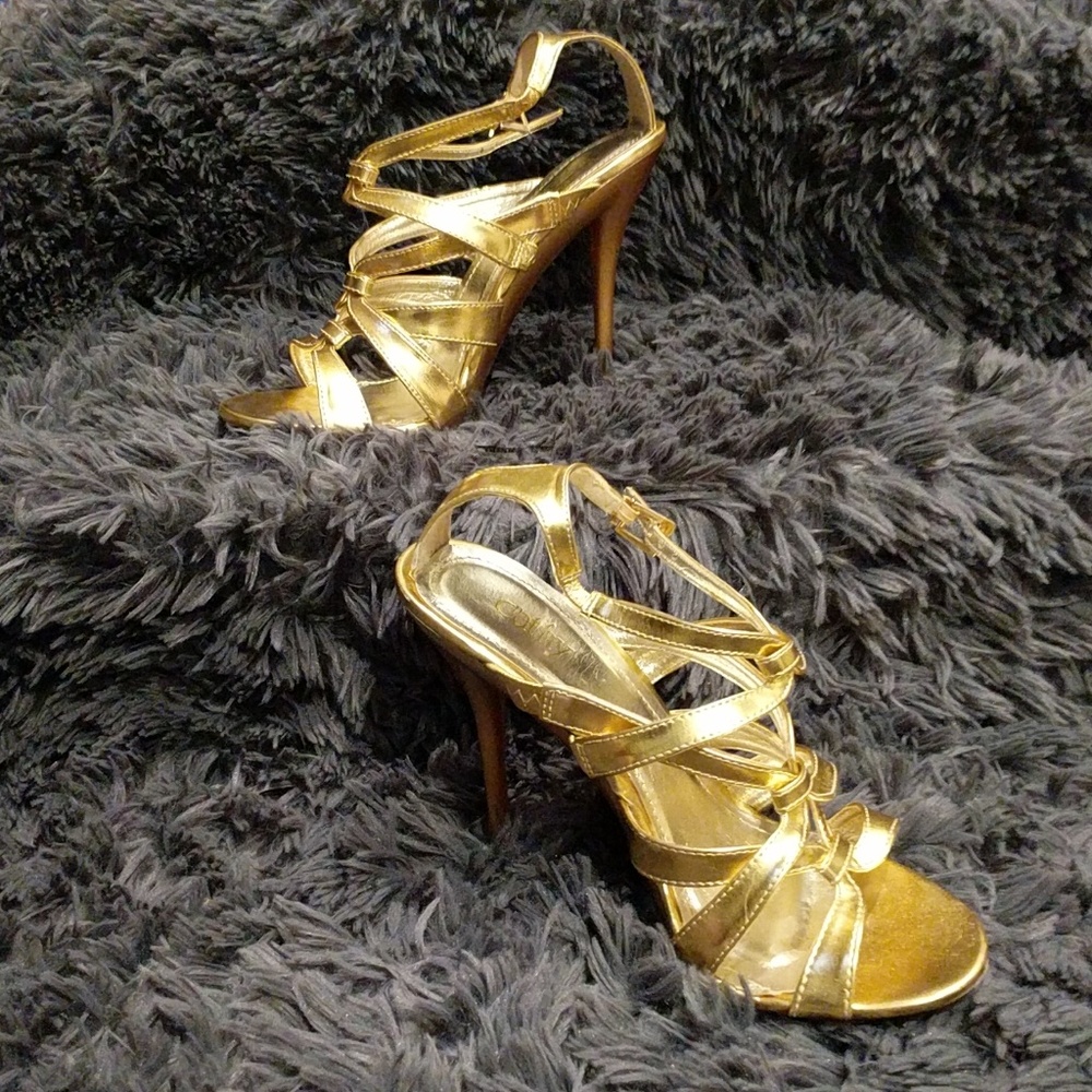 Cathy Jean Shinny Gold Heels